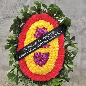 Vòng hoa giá 350k