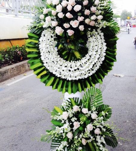 Vòng hoa lan sài gòn - VHTL952 Vòng hoa lan sài gòn - VHTL952